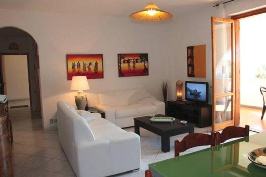 Residence L'Uliveto Gioiosa Marea Luaran gambar