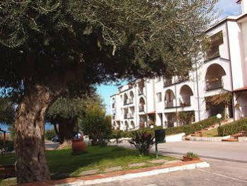 Residence L'Uliveto Gioiosa Marea Luaran gambar