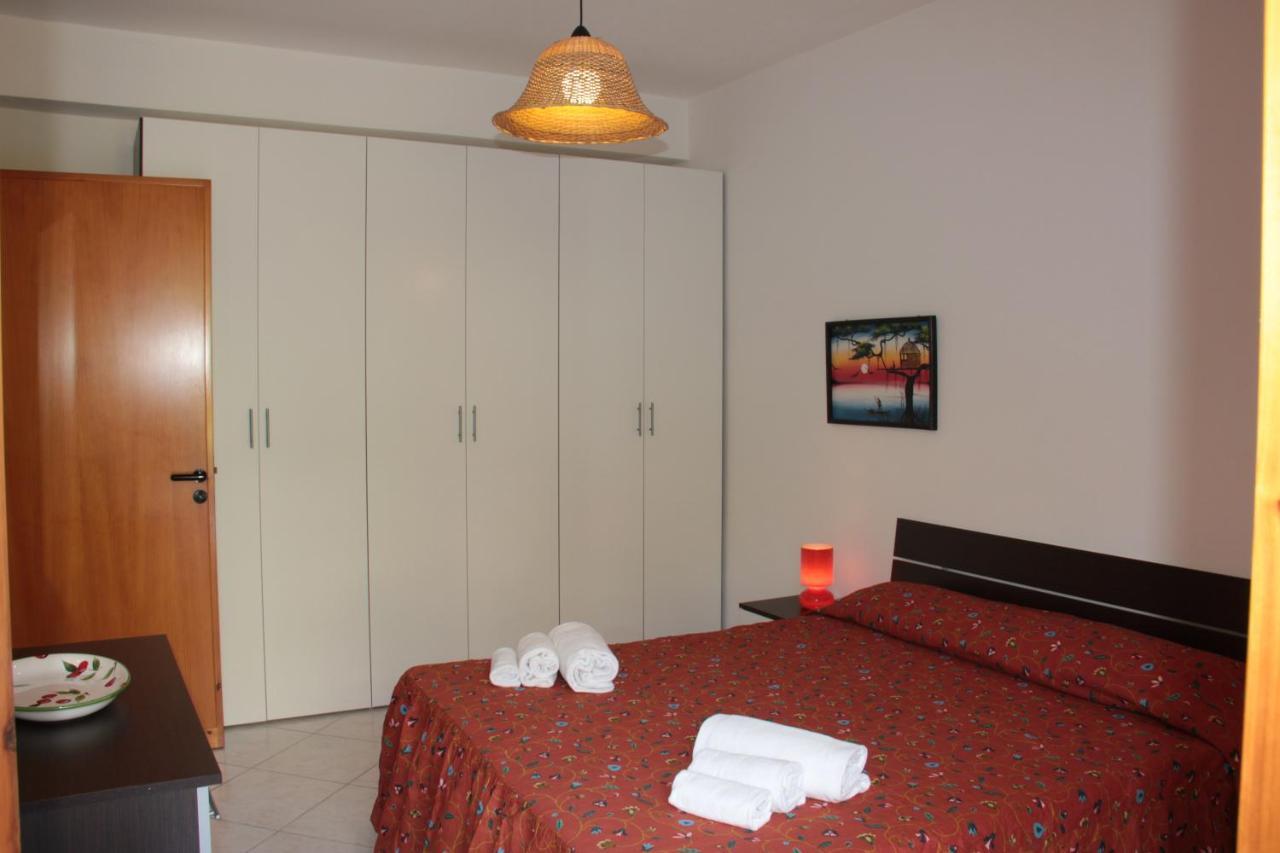 Residence L'Uliveto Gioiosa Marea Luaran gambar
